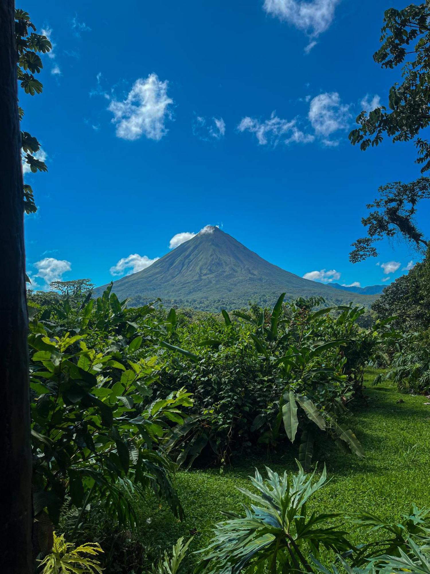 Arenal Roca Suites La Fortuna ภายนอก รูปภาพ